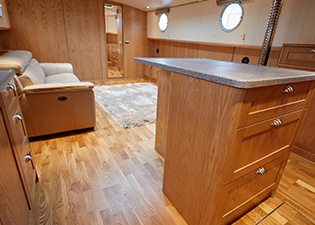 Saloon 65M Motor Class Dutch Barge