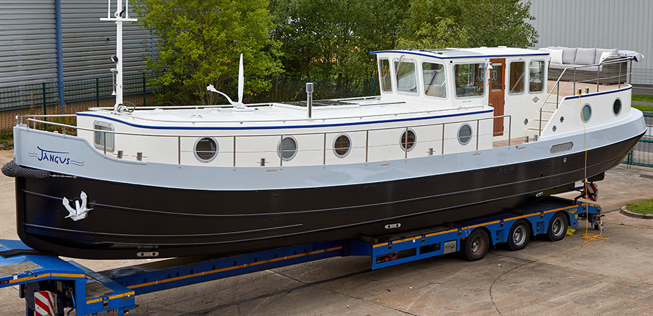 Jangus 55L Luxemotor Class Dutch Barge