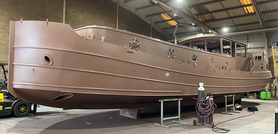 Dutch Barge Builders - PIPER BOATS - Bespoke Dutch Style Barges